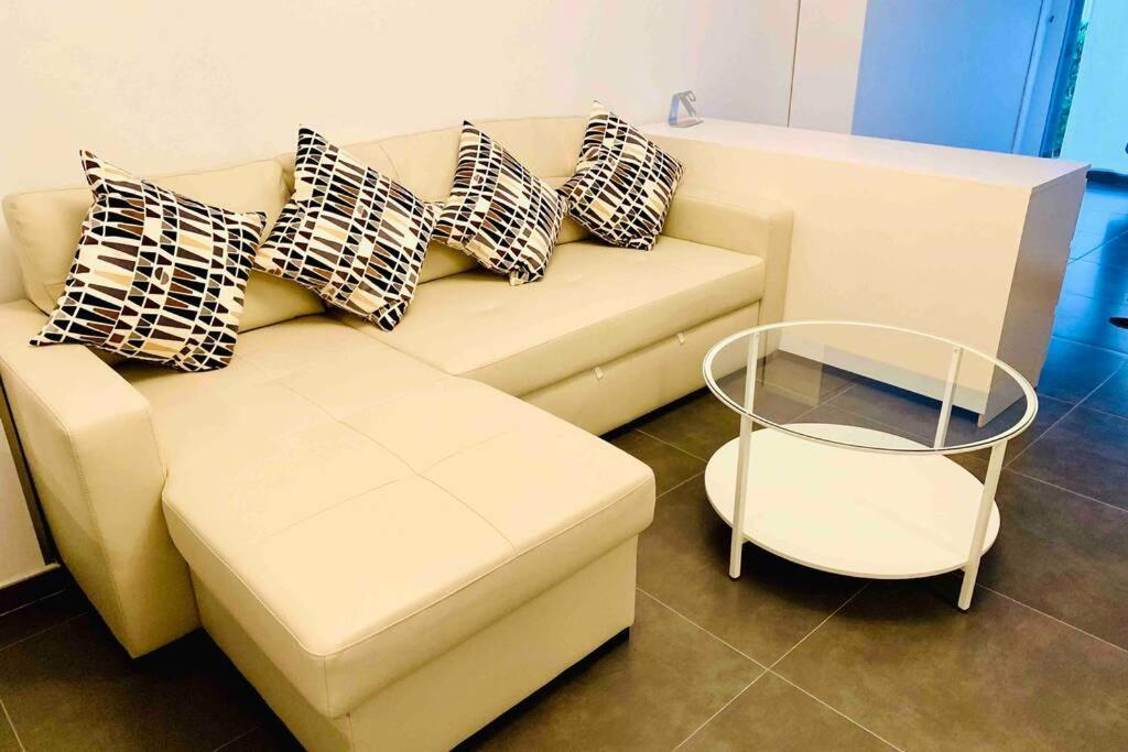 Cosy Nest Costa De Sol By Namaste Elite Apartment Torremolinos Luaran gambar